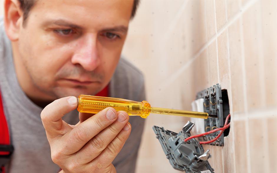 tarif horaire d'un électricien Romainville